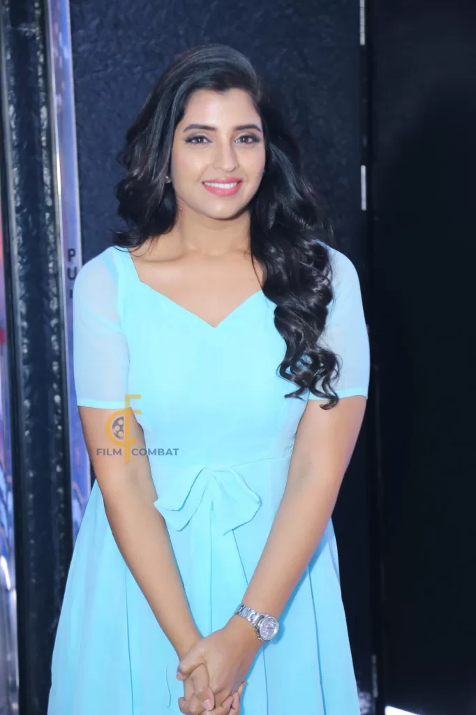 photo output 6 3 Anchor, Anchor Syamala, Eagle Movie Trailer Event, Syamala, Virupaksha