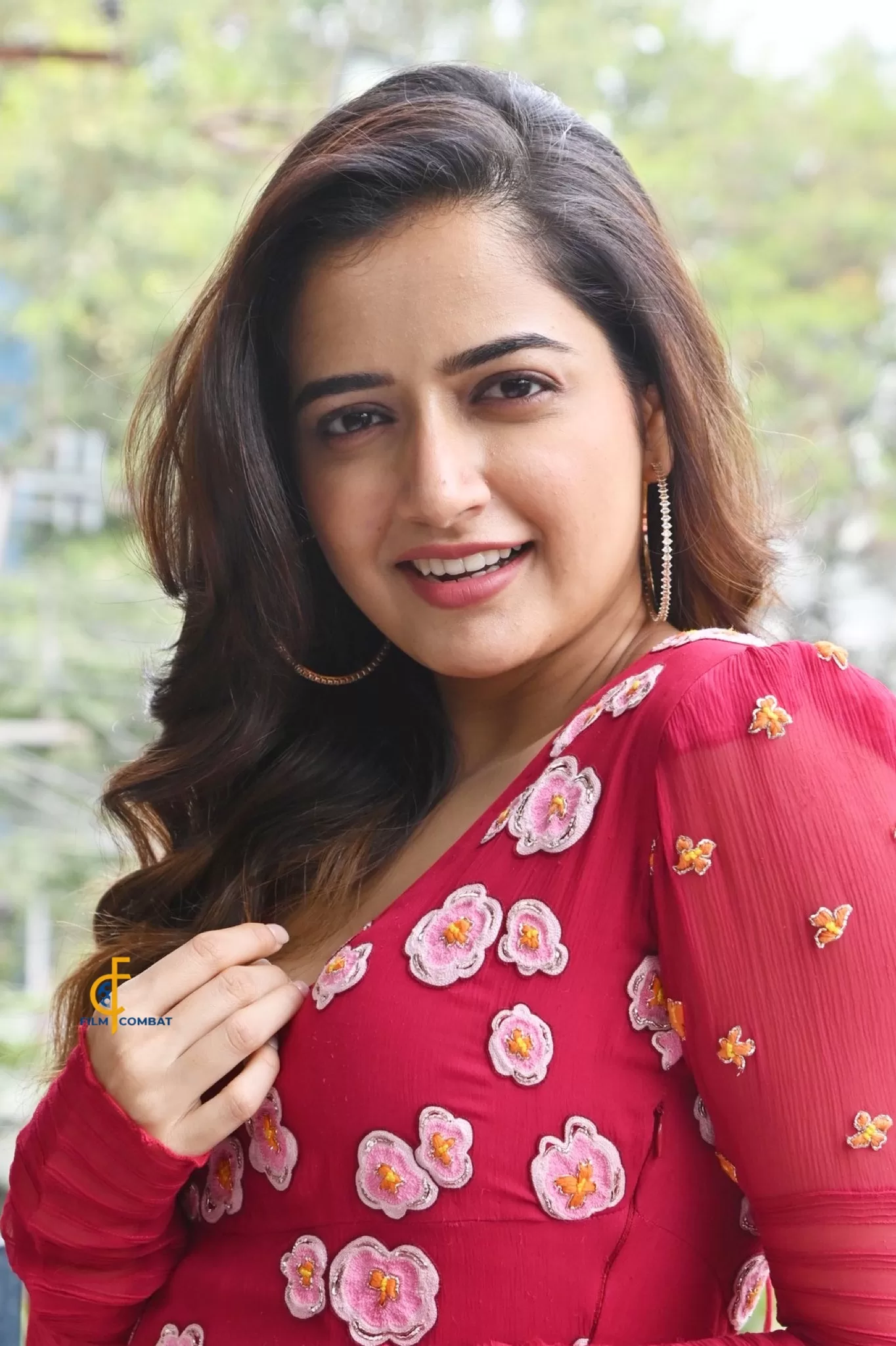 Heroine Ashika Ranganath’s glamours stills from NaaSaamiRanga movie promotions.